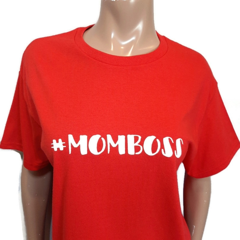 Custom Made Hashtag Mom Boss Gildan Relaxed Fit Tshirt Size Medium Entrepreneur